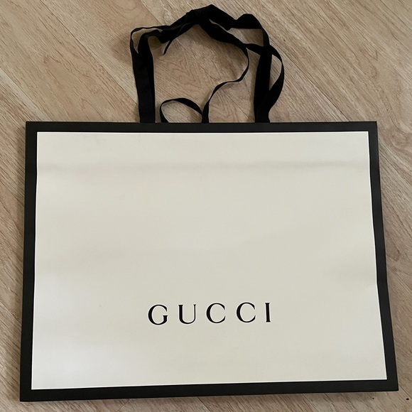 Gucci Paper Gift Bag - Picture 1 of 2